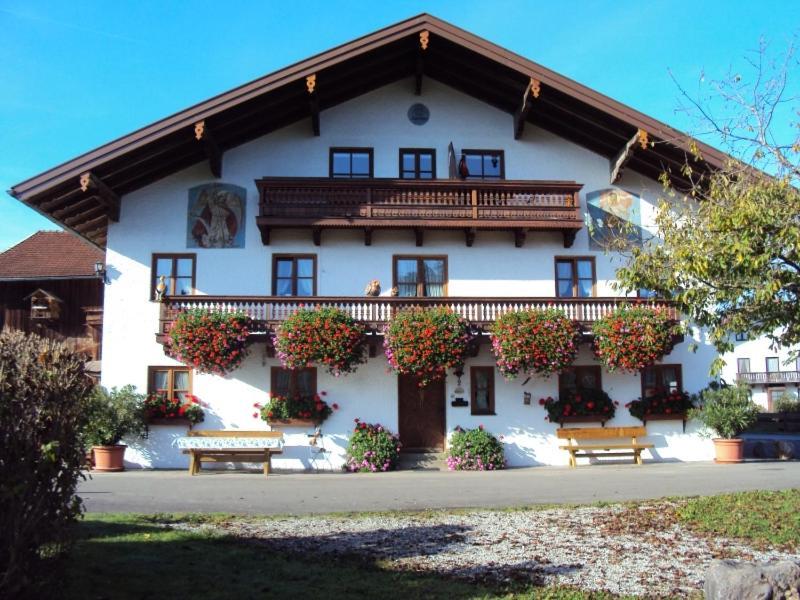 Ferienwohnung Paulhuberhof Chieming Exterior foto